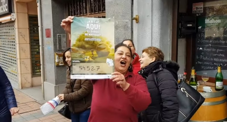 Персоналът на българския бар в град Сеговия спечели 60 000