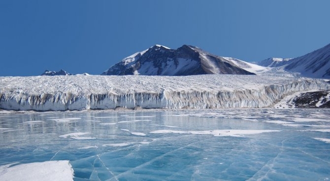 Фосилизирана гора на 280 млн години откриха геолози в Антарктида На