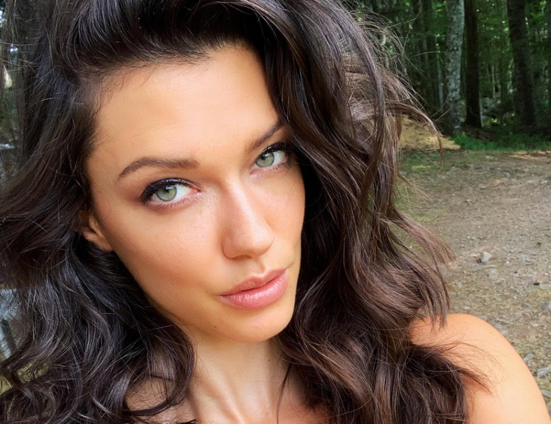 Девойката която едва не развали романса на Кристиано Роналдо и