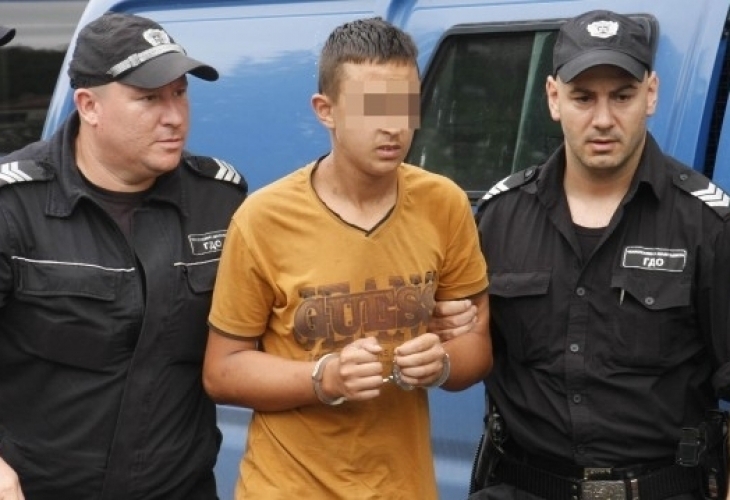 Заковаха Иван за бруталното убийство на малката Никол