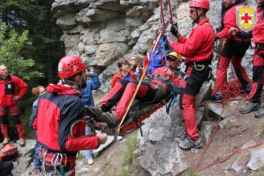 Екипи на Планинската спасителната служба към БЧК са провели акция