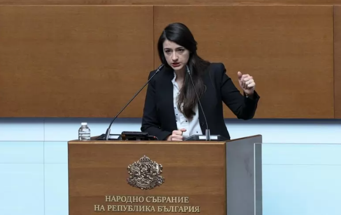 За 8 дни управляващите преобърнаха антикорупционния закон