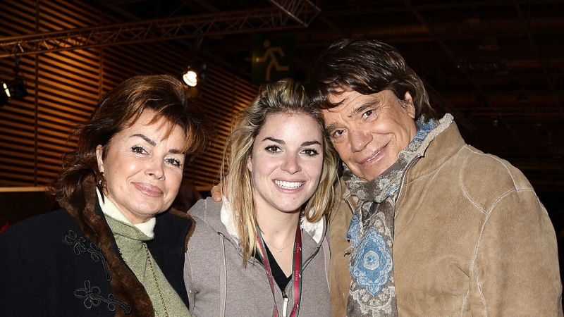 Неизвестни нападатели са ограбили и били миналата нощ известния френски