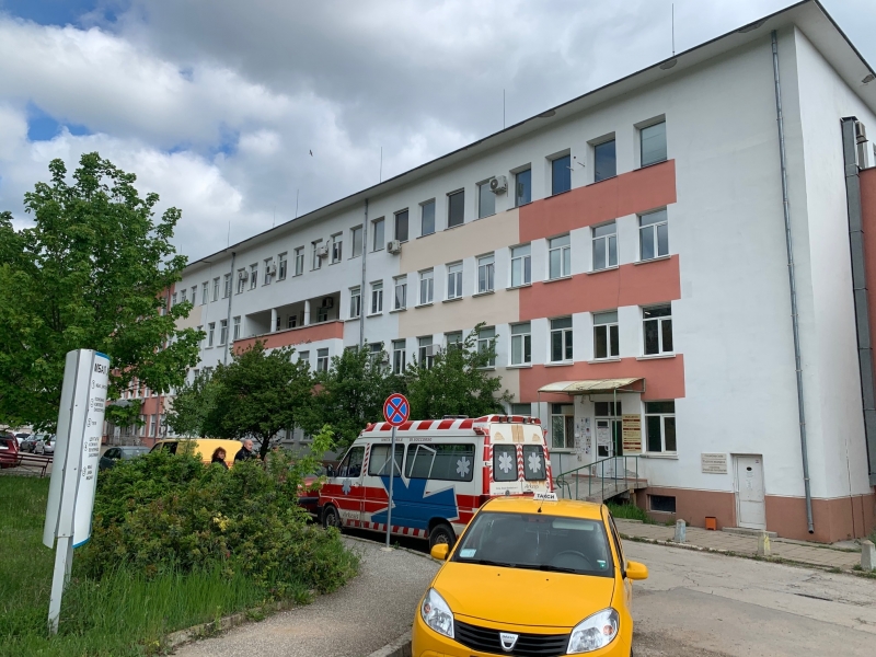 Лекар от врачанската болница е с потвърдена положителна проба за