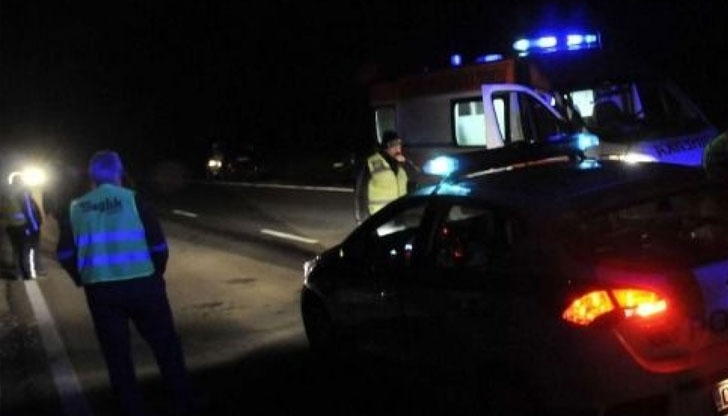 Мерцедес блъсна и уби водач на мотофреза във Врачанско, съобщиха