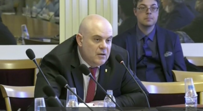 Законът за извънредното положение вчера е бил актуален днес не