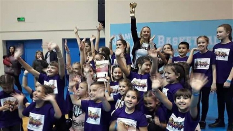 Мездренски танцьори с първа награда на Национален фестивал