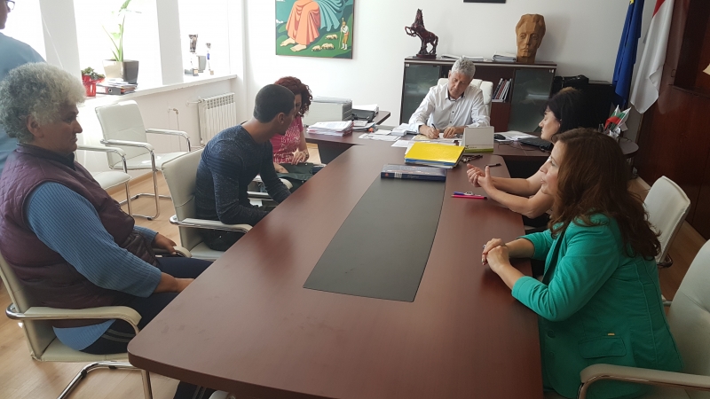 Община Мездра преведе събраните средства от дарителската кампания в помощ