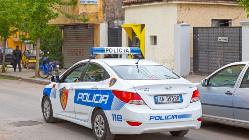 Албанската полиция проведе мегаоперация в цялата страна довела до стотици арести Според