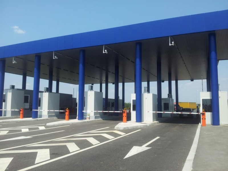 Шофьор на бус със съмнения за коронавирус е спрян на