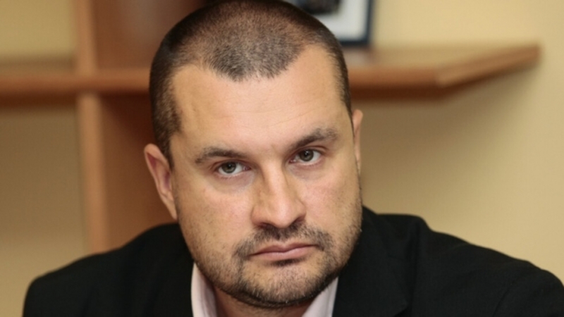 Калоян Методиев: Киселова се очертава като първата жертва на разместванията по оста Борисов - Пеевски