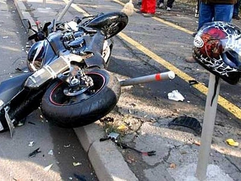 Млад мъж е катастрофирал с нередовен мотор във Вълчедръм съобщиха