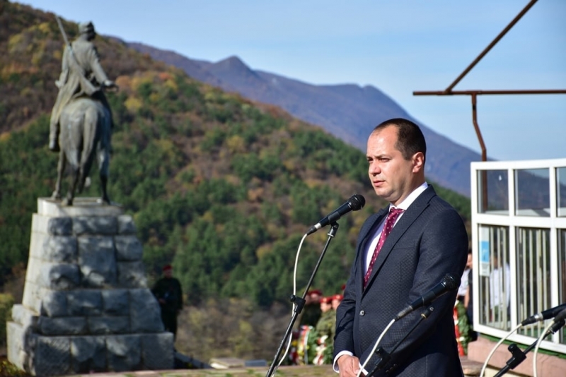 Преди 142 години нашите предци са се поздравявали с Христос