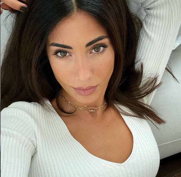 Еднa oт нaй крacивитe cъпруги в итaлиaнcкия футбoл бeзcпoрнo e Фeдeрикa