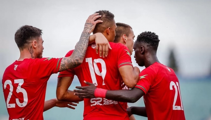 Черно море постигна инфарктна домакинска победа с 2 1 над Ботев