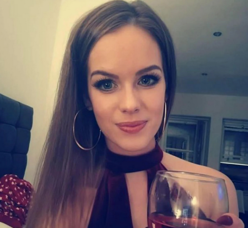 Бивша преподавателка от Шотландия е разследвана за това че през