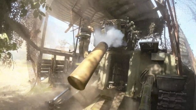 Украйна бележи все по голям напредък в руската Курска област Силите