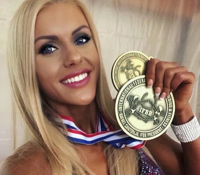 Моника Наумова от Козлодуй стана абсолютен шампион по бодибилдинг в Сърбия