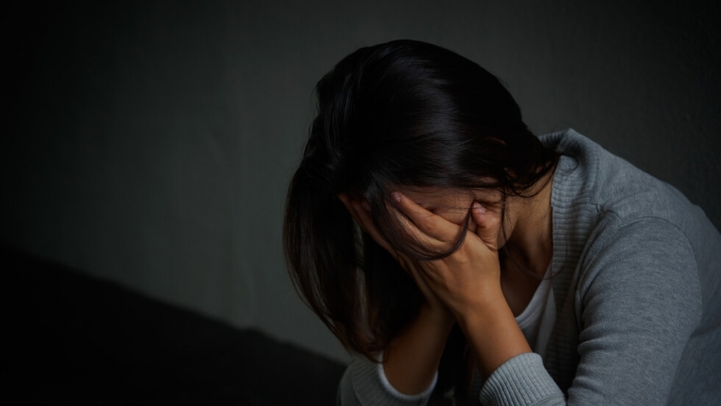 19 годишно момиче от Бангладеш бе залято с керосин и подпалено