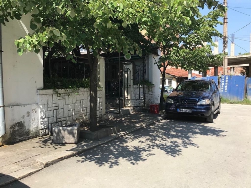 Кампания на BulNews за здравословно хранене: Ядете ли в китайския ресторант „Златен дракон“ във Враца?