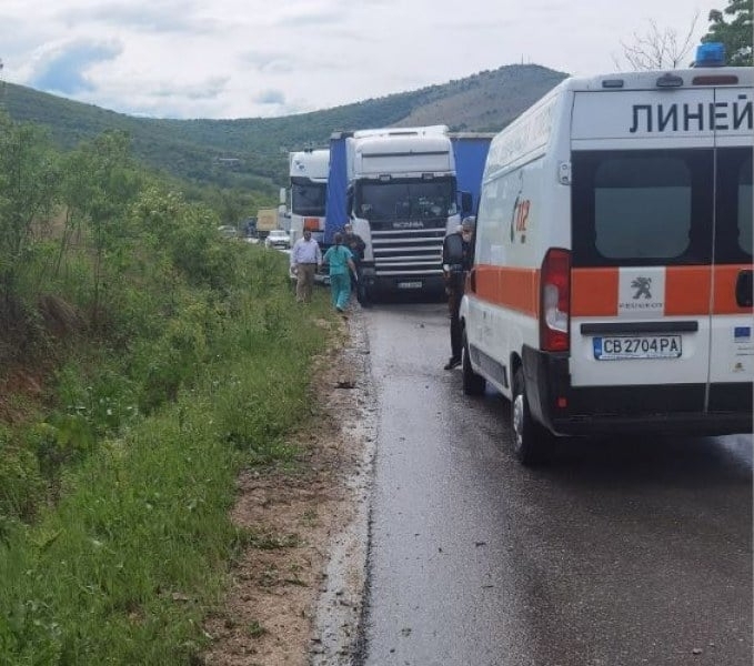 Касапница край Монтана! Трима души загинаха при зверска катастрофа до Долна Вереница /снимки/