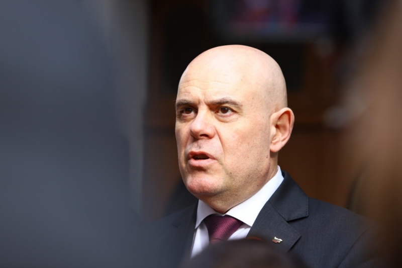 Срещу лидера на ГЕРБ Бойко Борисов и номинираната от партията