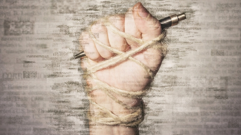 Руски съд осъди журналист на шест години затвор за критични