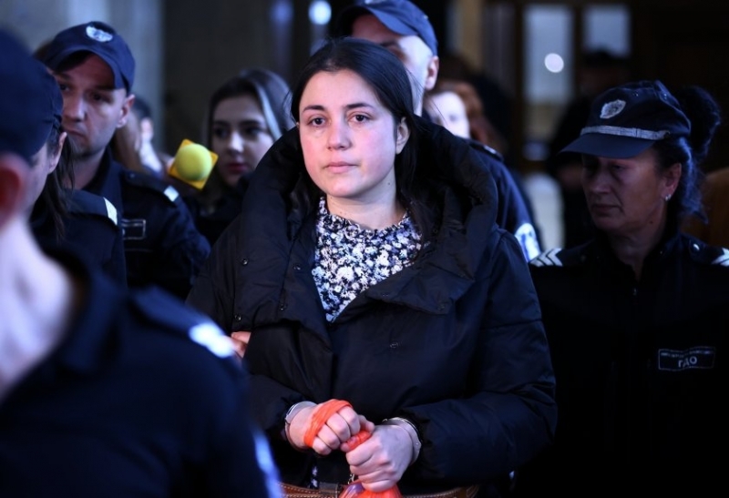 Габриела Славова обвинена в убийството на Пейо Пеев поиска по лека