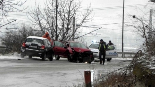 Млад мъж е катастрофирал под въздействието на канабис съобщиха от