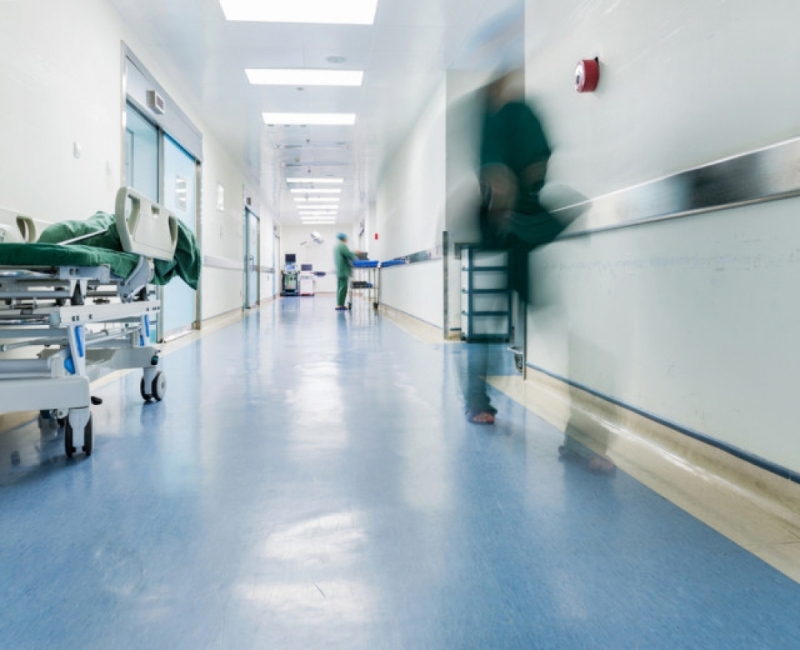 Двама пациенти с коронавирус са издъхнали в Монтанско вчера съобщиха