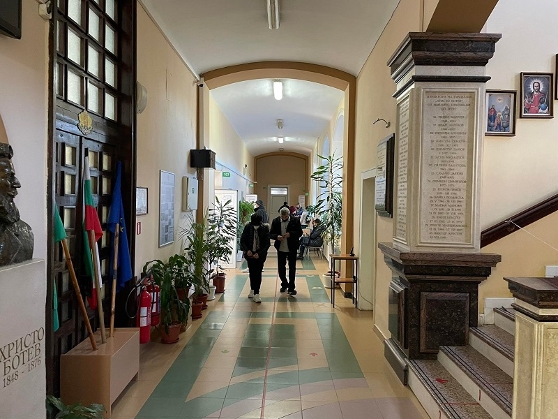 Ниска е избирателната активност във Врачанско на вота за президент