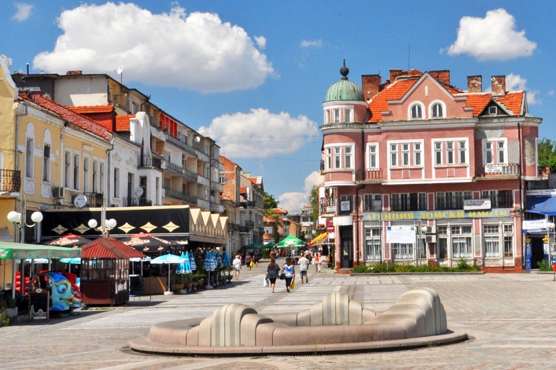 Въвеждането на новите мерки срещу разпространението на коронавируса отмени всички