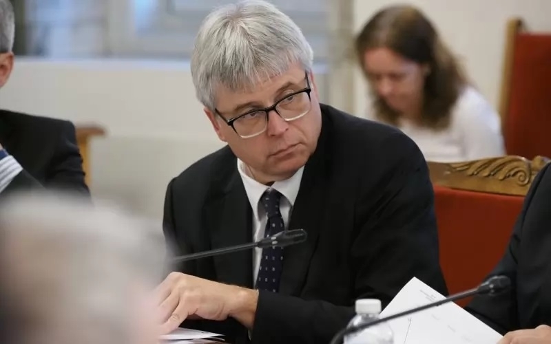 Овладяването на ключови институции от ГЕРБ и ДПС продължава с