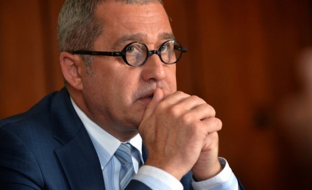 Страната ни има нужда от ново управление а не от