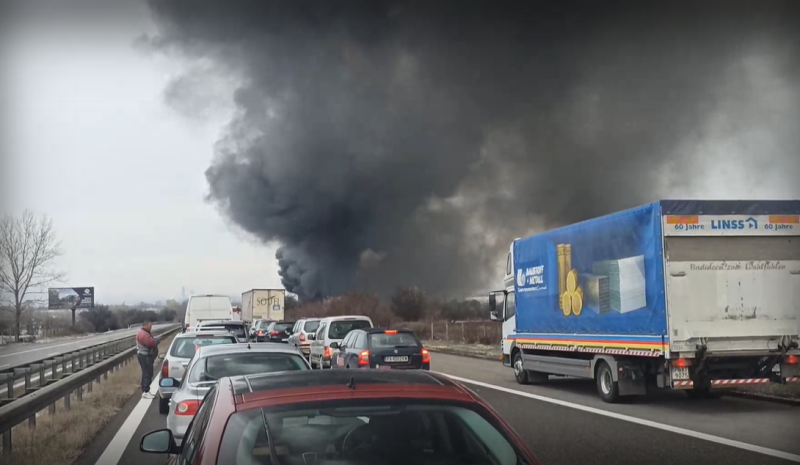 Катастрофа затвори АМ Тракия в двете посоки съобщават от МВР Инцидентът е