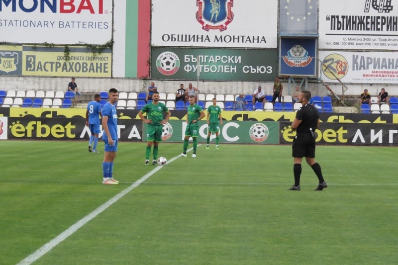 Отборът на Монтана победи с 3 1 Витоша Бистрица в късната