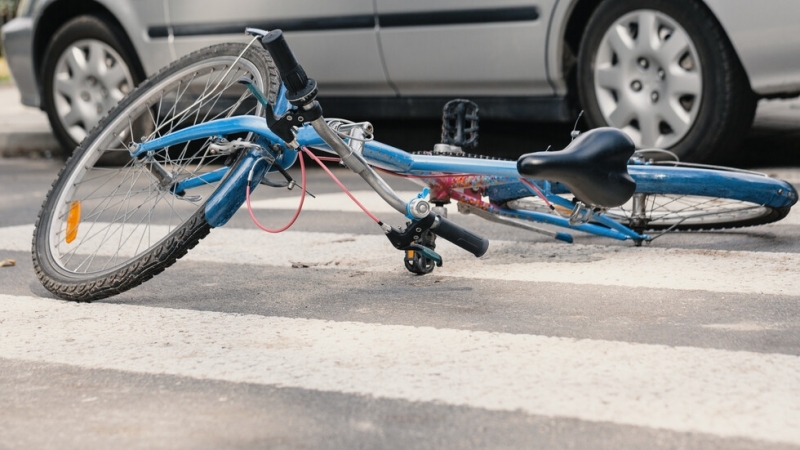 Велосипедист е в болница след катастрофа във Видин съобщиха от