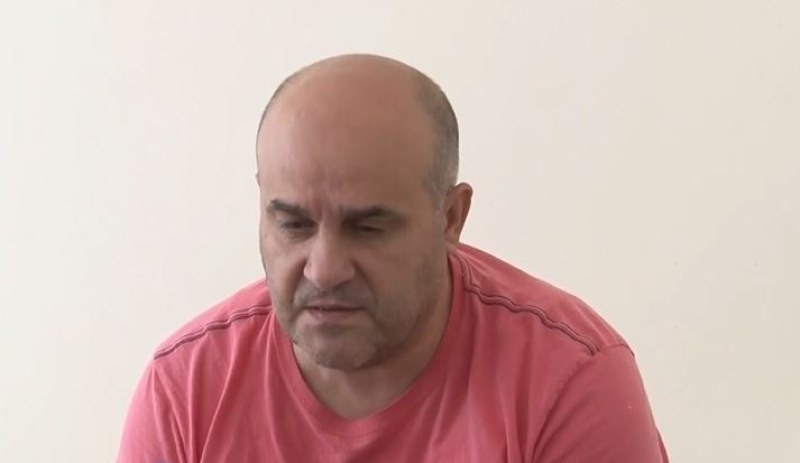 Мъж преби друг в дома му в Разлог без причина  Пострадалият изпаднал в безсъзнание  глътнал