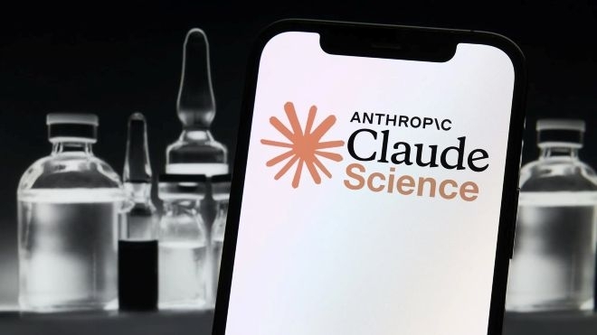 Anthropic е осуетила използването на Claude за разработка на биологично оръжие