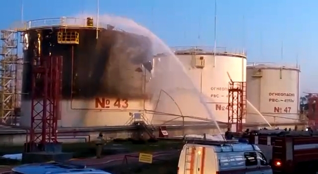 Безпилотен летателен апарат се разби в петролната рафинерия Илски в