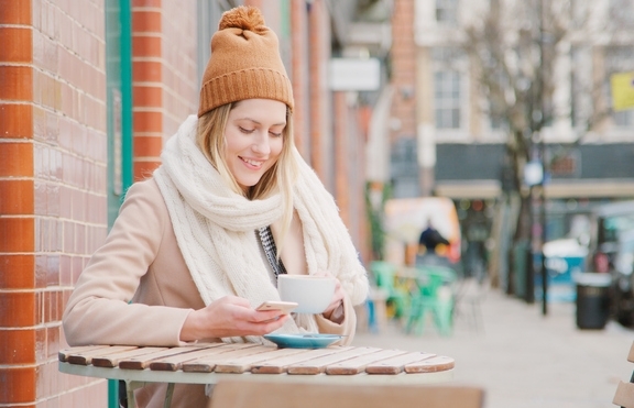 В днешно време много хора създават връзки онлайн Ако им