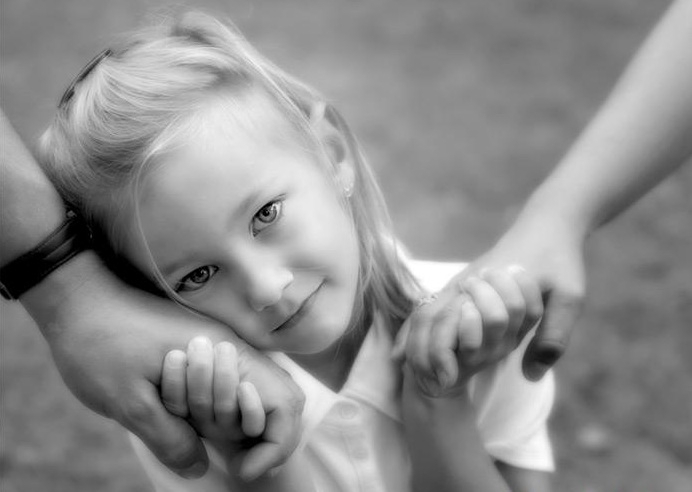 Приемни родители от Врачанско побъркват социалните служители с претенциите си