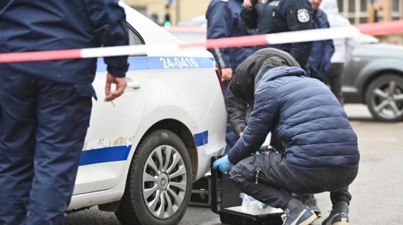 В Спешното отделение на ВМА е докаран 21 годишен мъж с