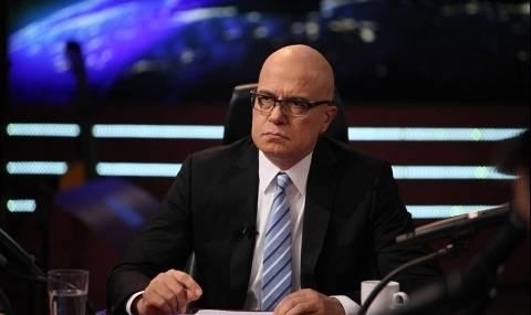 Бащата на телевизионния водещ Слави Трифонов е починал след кратко