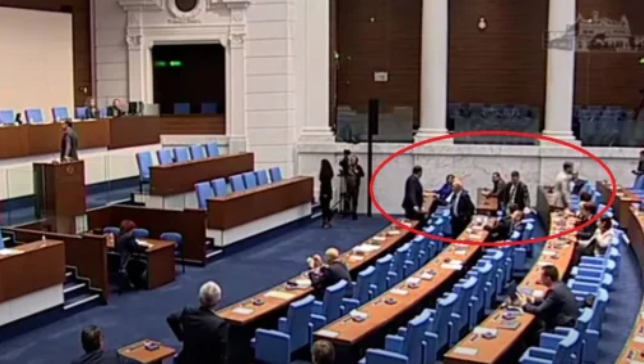 Изключително грозна но и опасна сцена се разигра в Народното