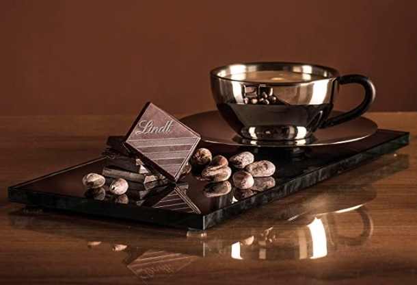 Швейцарският производител на шоколадови изделия Линд унд Шпрюнгли Lindt amp