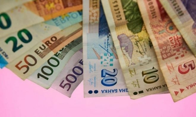 Минималната заплата за 2026 година ще бъде 50% от средната