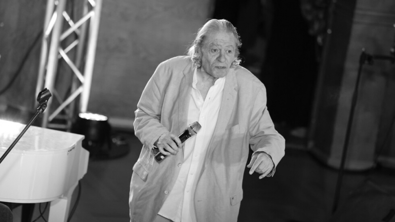 Отиде си Михаил Белчев - изпълнителят на „Не остарявай, любов”