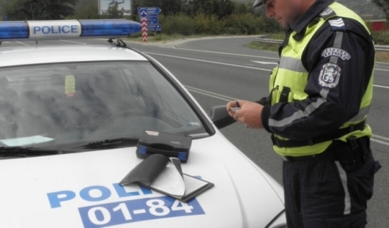 Криминално проявен подкара нередовно Ауди във врачанско село съобщиха от