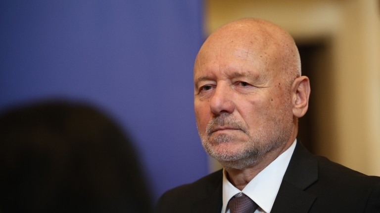 Тагарев от Одеса: България може да започне предаването на бронирана бойна техника на Украйна още тази есен